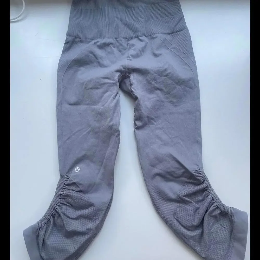 Lululemon cropped seamless leggings size 4 - Picture 1 of 3